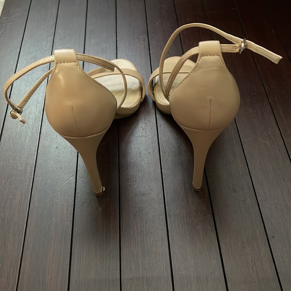 Mix No. 6 High Heel - Picture 3 of 6